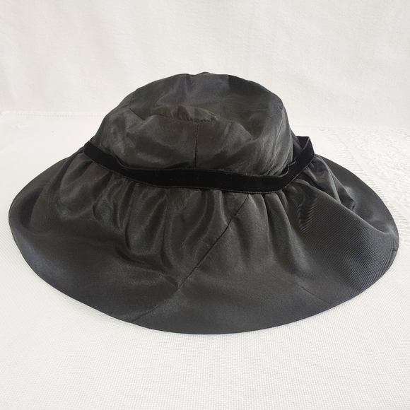 1920s Brimmed Cloche Hat w/ Faille Taffeta, Antique Hat Socialite Style Genuine - Picture 4 of 10
